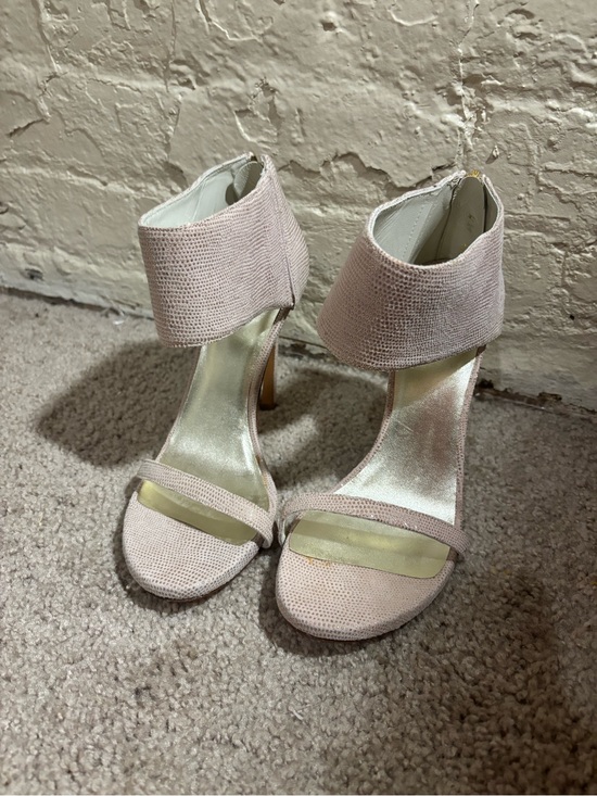 Stuart Weitzman Shoes - Stuart Weitzman Nude Ankle Strap Heels Size 6 Blush Pumps